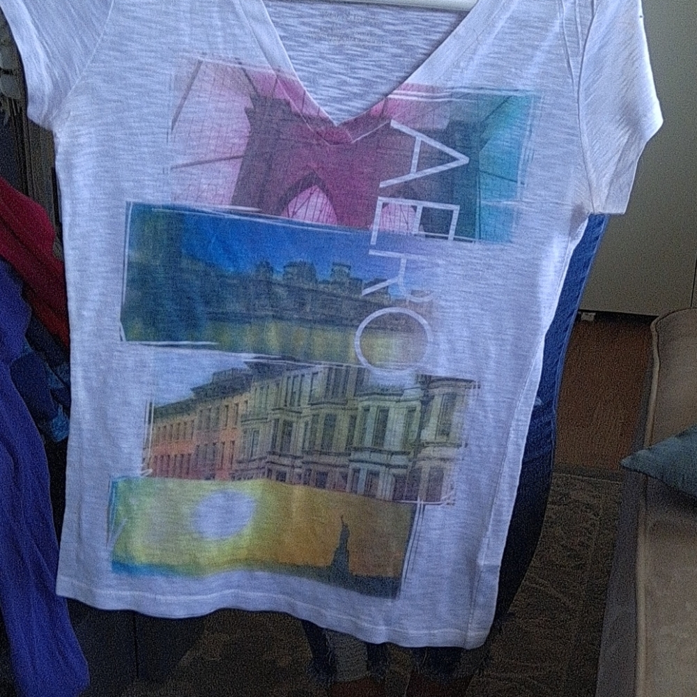 Short sleeve women's shirt